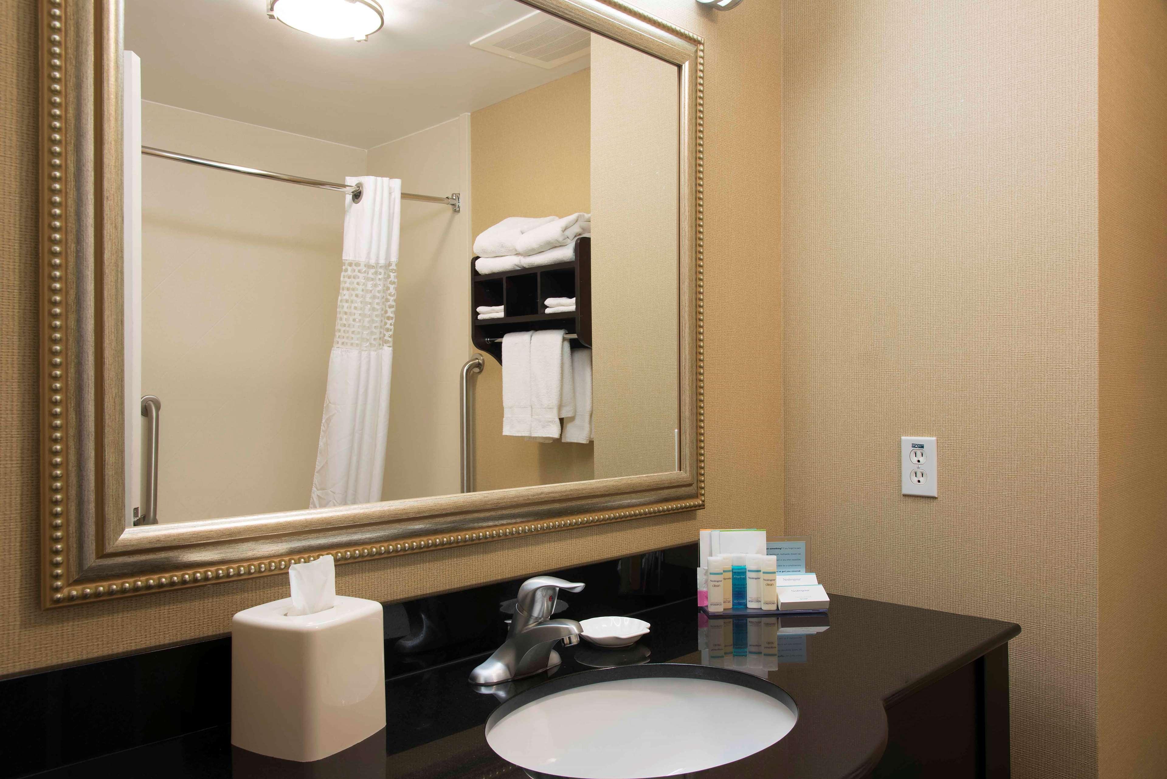 Hampton Inn & Suites דנוויל מראה חיצוני תמונה