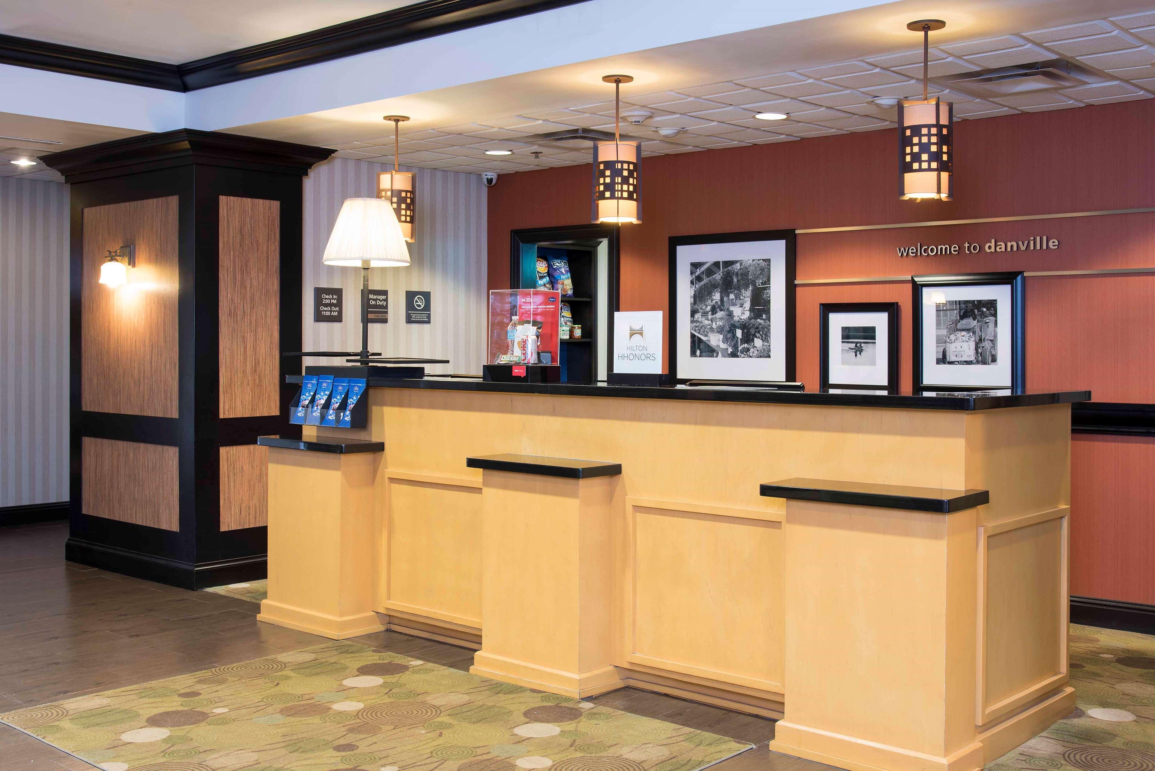 Hampton Inn & Suites דנוויל מראה חיצוני תמונה