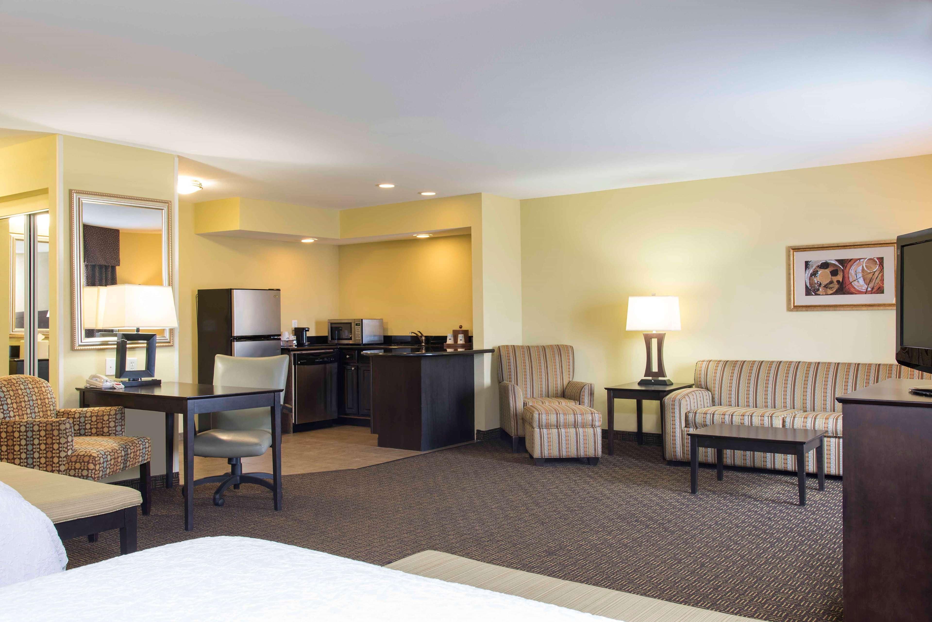 Hampton Inn & Suites דנוויל מראה חיצוני תמונה
