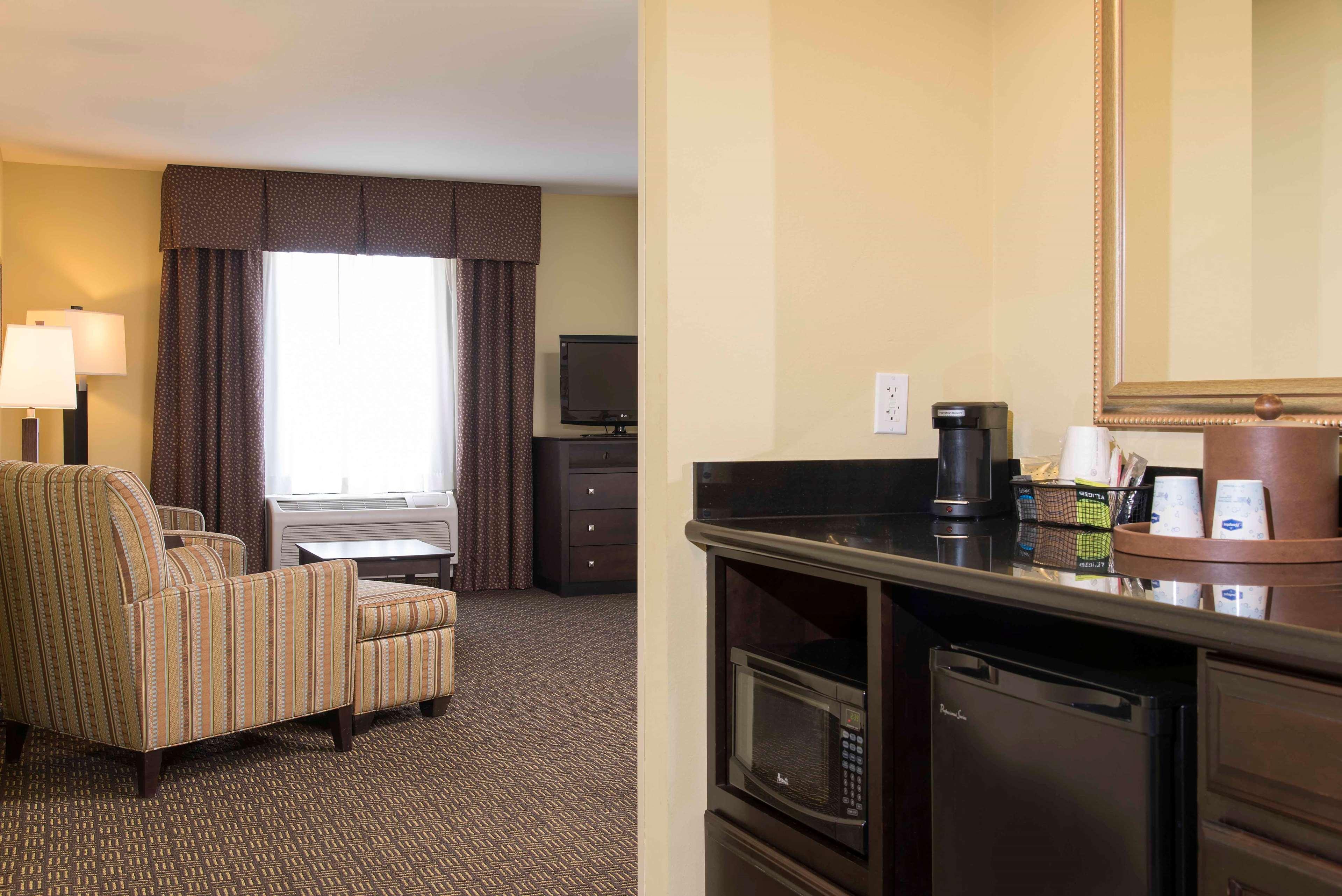 Hampton Inn & Suites דנוויל מראה חיצוני תמונה